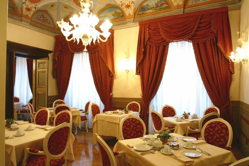 Cavaliere Palace Hotel Spoleto Restaurant billede